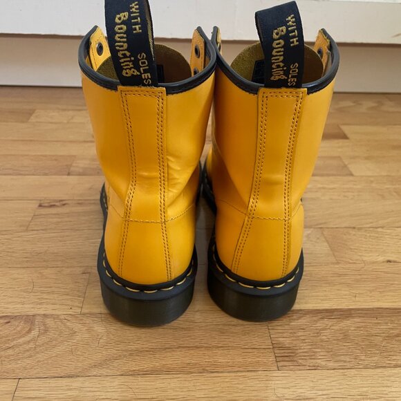 1460 Dr. Marten Boots - Picture 2 of 6